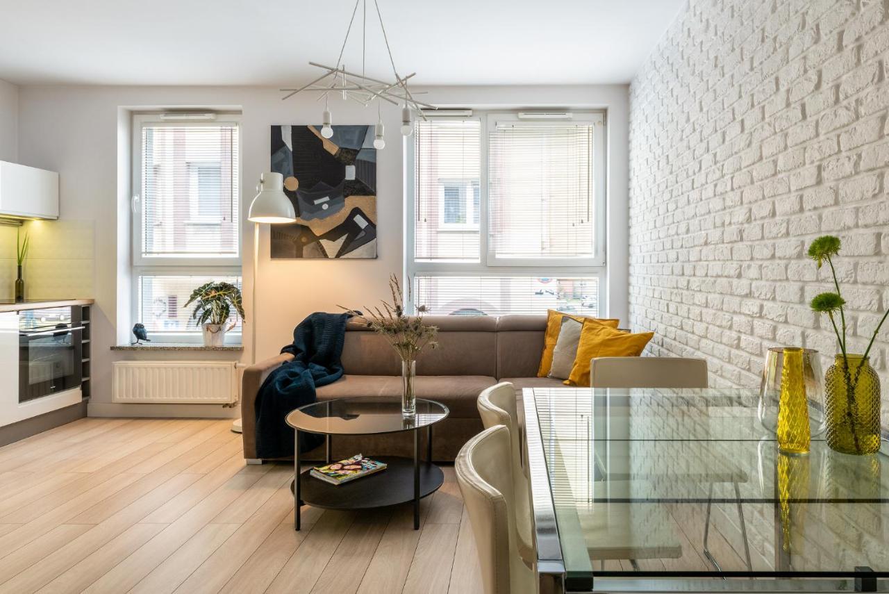 Apartamenty-Wroc Golden House Wroclaw Bagian luar foto
