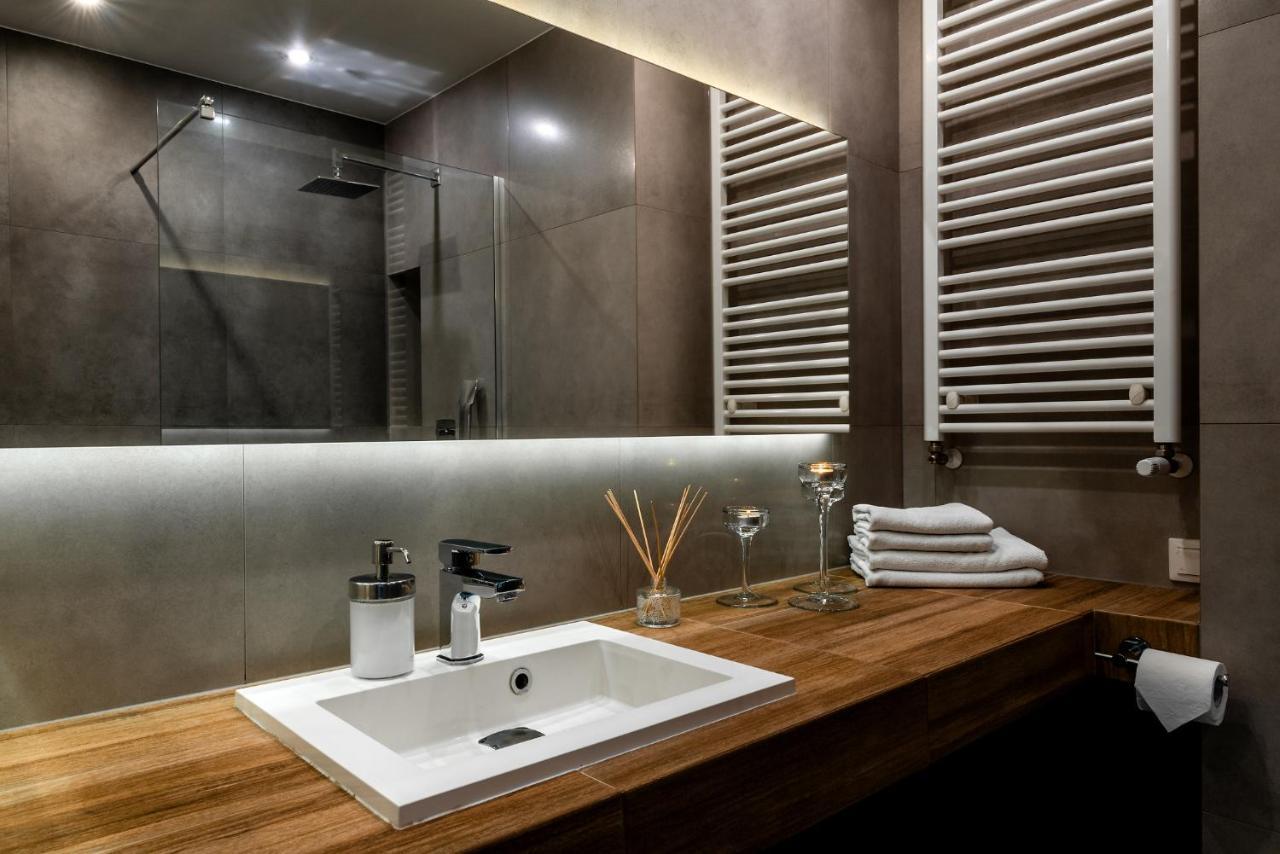 Apartamenty-Wroc Golden House Wroclaw Bagian luar foto