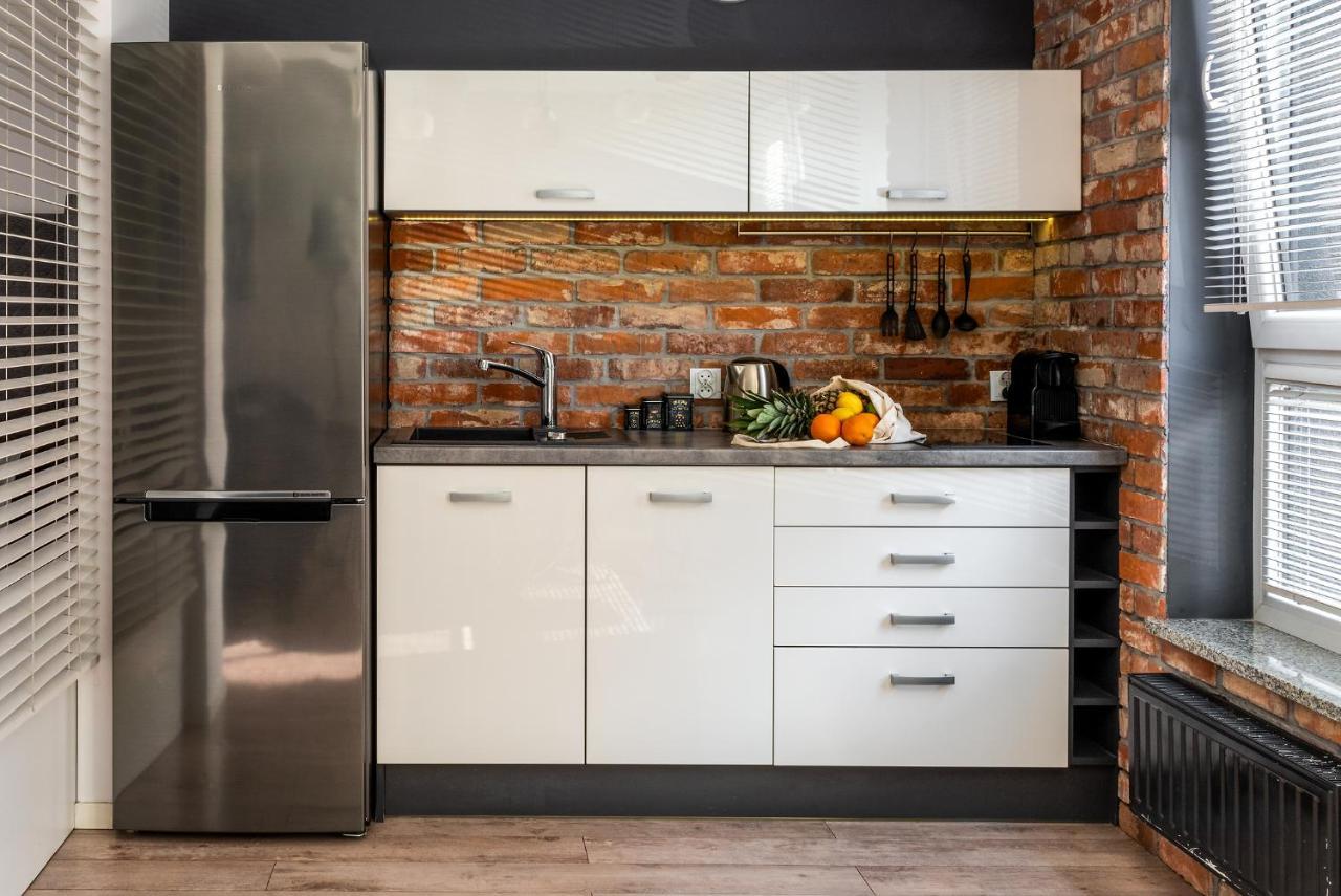 Apartamenty-Wroc Golden House Wroclaw Bagian luar foto