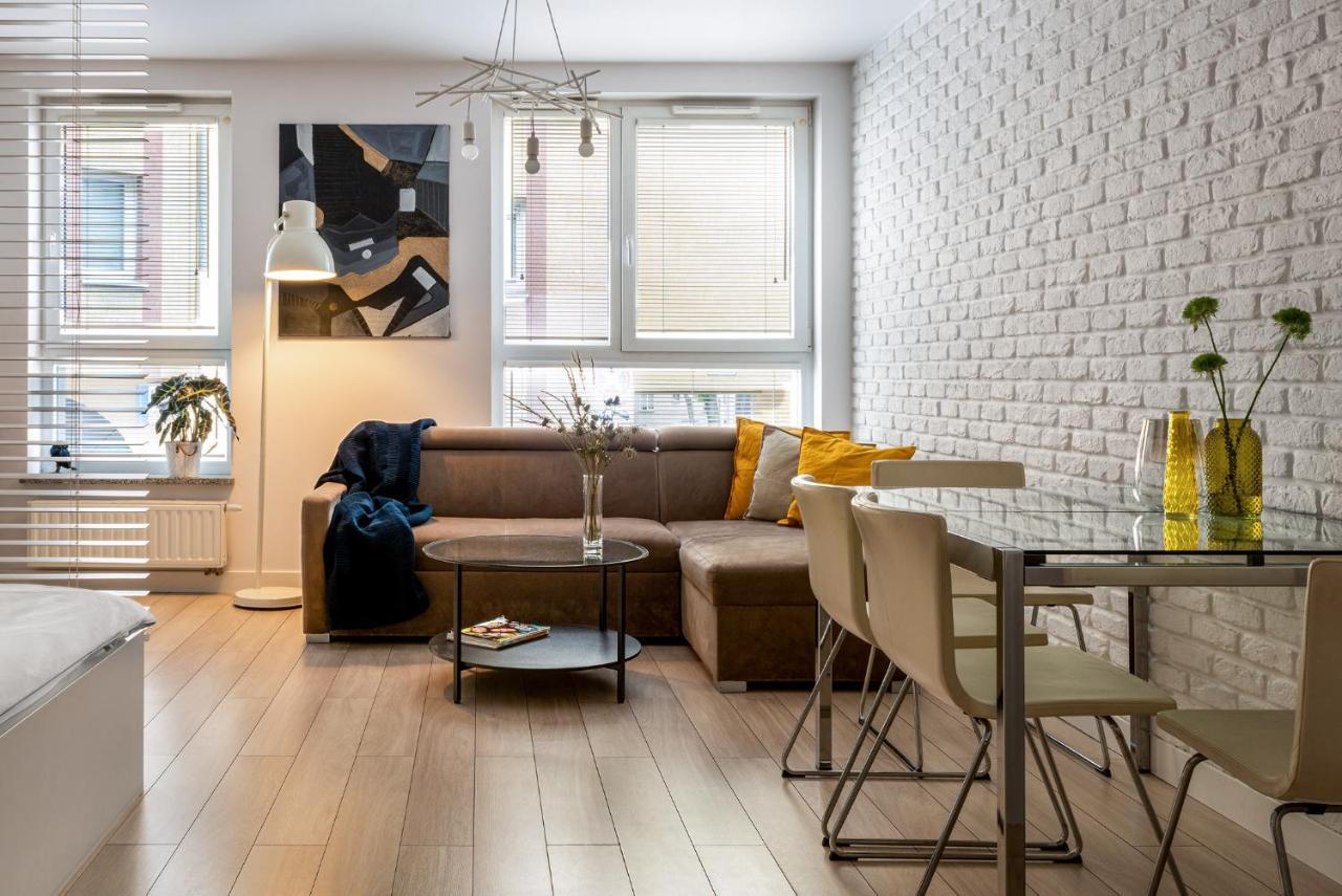 Apartamenty-Wroc Golden House Wroclaw Bagian luar foto